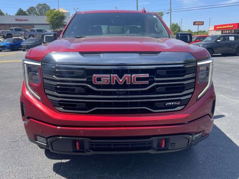 Used 2024 GMC Sierra 1500 AT4 w/ Technology Package AWD/4WD image 7