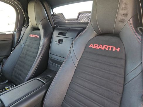 Used 2019 FIAT 124 Spider Abarth w/ Convenience Group RWD image 13