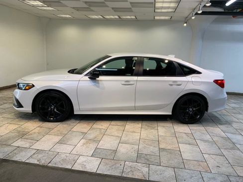 Used 2022 Honda Civic Sport image 8