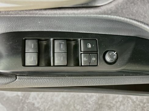 Used 2025 Toyota Camry LE FWD image 15