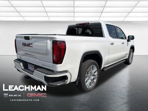 Certified 2021 GMC Sierra 1500 Denali w/ Denali Ultimate Package AWD/4WD image 3