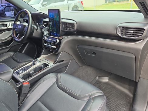 Used 2022 Ford Explorer ST w/ Equipment Group 401A AWD/4WD image 25