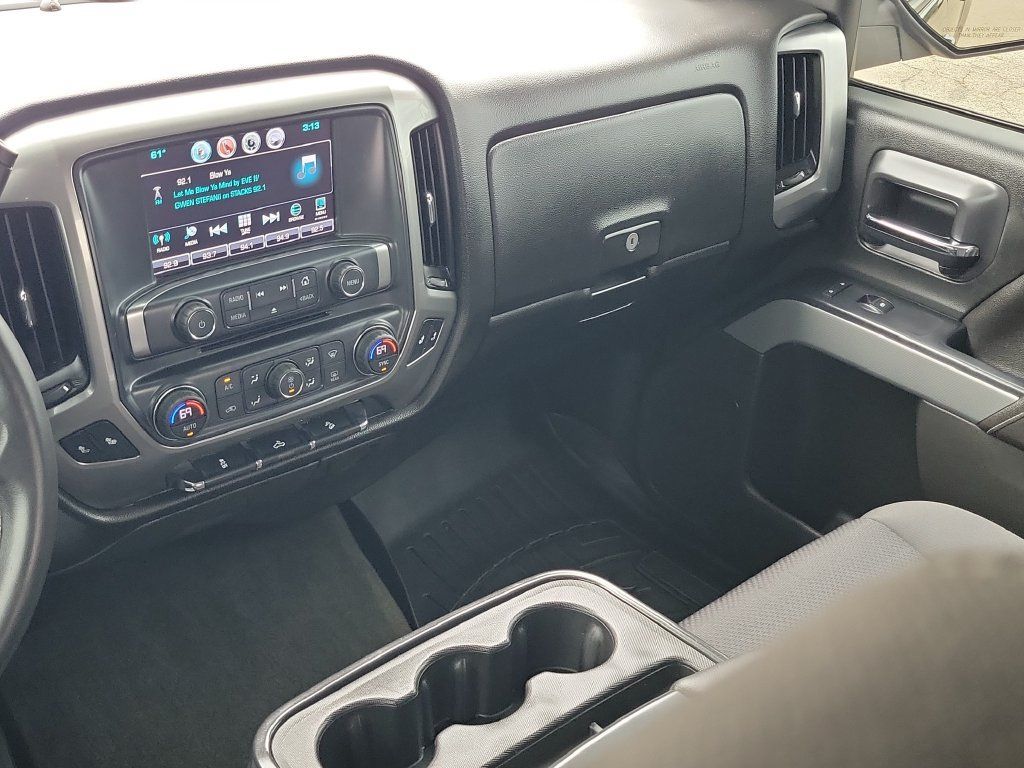 Used 2017 Chevrolet Silverado 1500 LT w/ All Star Edition AWD/4WD image 28