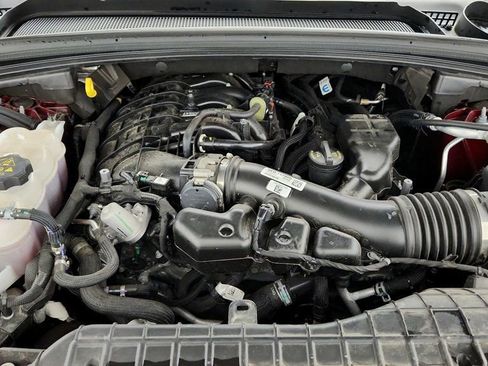 Used 2023 Jeep Grand Cherokee Limited image 25