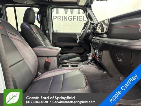 Used 2024 Jeep Wrangler Unlimited Rubicon image 10