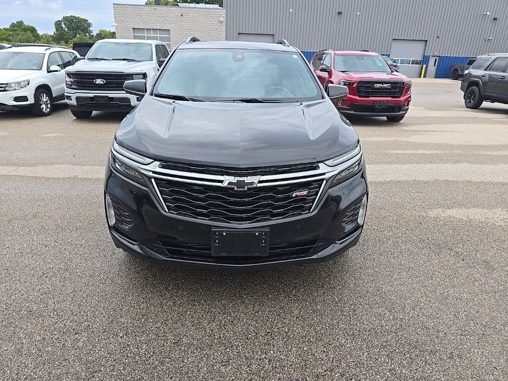 Used 2022 Chevrolet Equinox RS AWD/4WD image 2