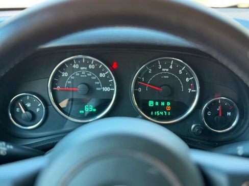 Used 2012 Jeep Wrangler Unlimited Sahara AWD/4WD image 45