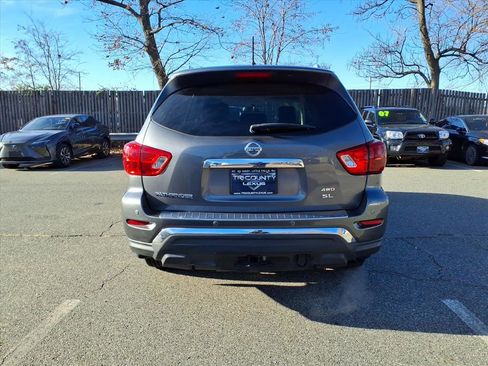Used 2017 Nissan Pathfinder SL w/ SL Tech Package image 5