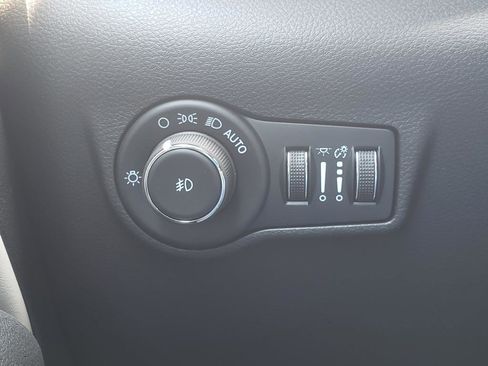 New 2026 Jeep Compass Limited AWD/4WD image 23