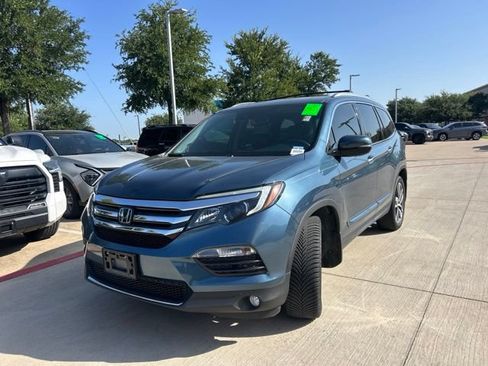 Used 2017 Honda Pilot Touring image 8