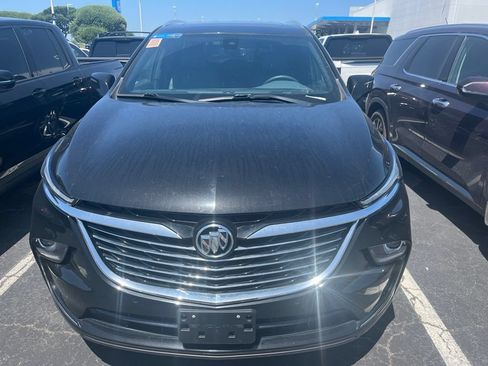 Used 2023 Buick Enclave Essence w/ Experience Buick Package FWD image 2