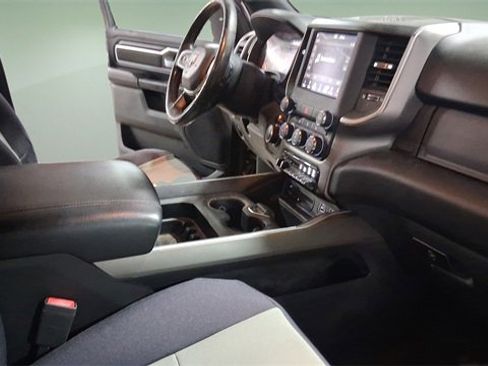 Used 2019 RAM 1500 Big Horn image 14