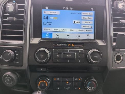 Used 2018 Ford F150 XLT w/ Equipment Group 302A Luxury AWD/4WD image 14
