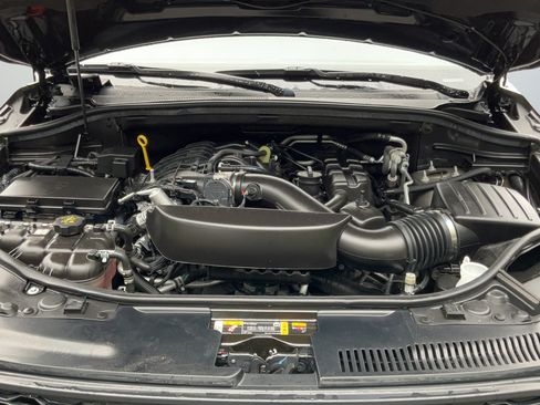 Used 2024 Dodge Durango GT RWD image 23
