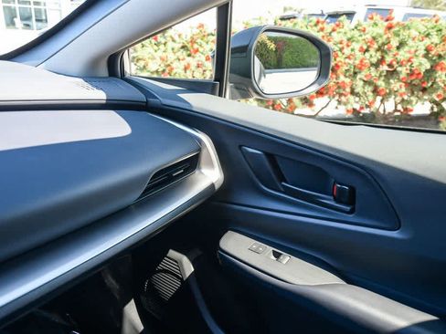 Used 2023 Toyota Prius LE FWD image 22