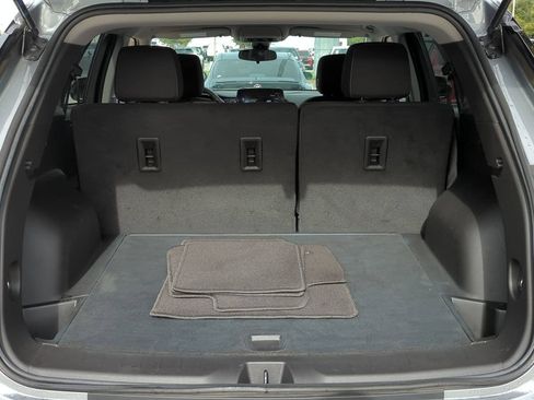 Used 2024 Chevrolet Blazer LT FWD image 22