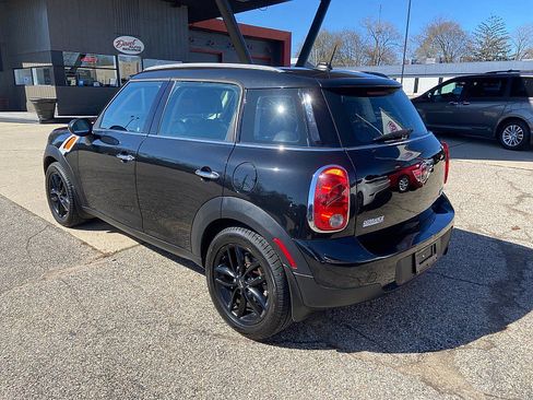 Used 2012 MINI Cooper Countryman FWD image 2
