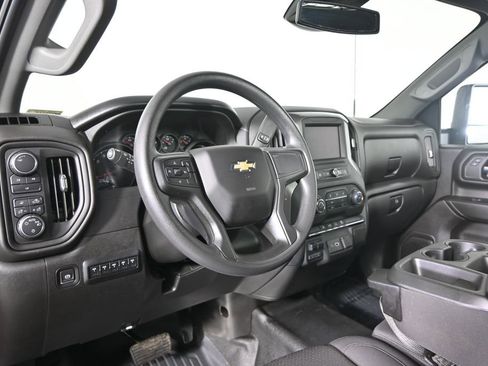 Used 2025 Chevrolet Silverado 3500 W/T image 22