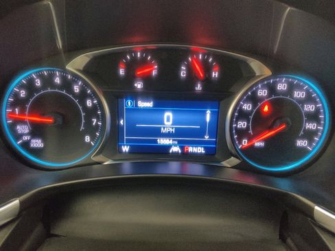 Used 2024 Chevrolet Equinox LT w/ LPO, Floor Liner Package FWD image 23