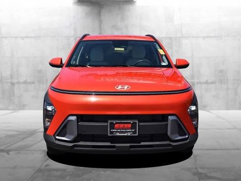 Used 2024 Hyundai Kona SEL FWD image 4