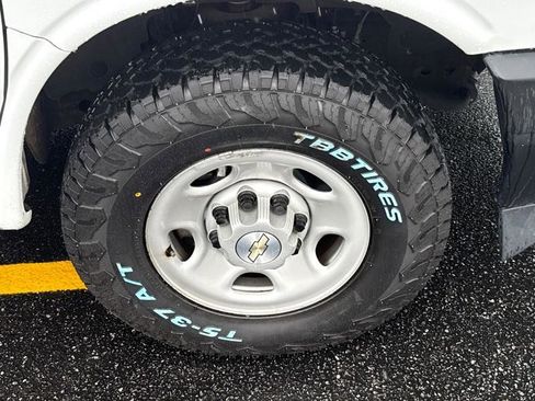 Used 2023 Chevrolet Express 2500 Extended w/ Driver Convenience Package image 36