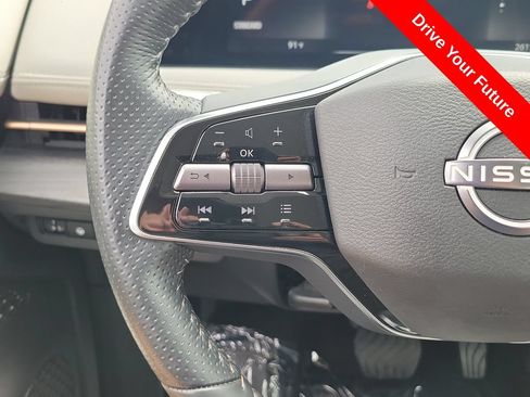 Used 2023 Nissan Ariya FWD image 7