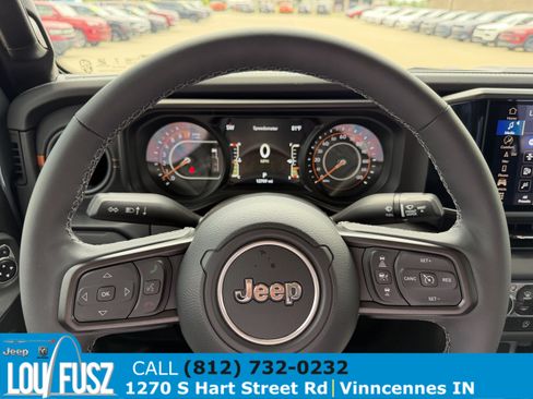 Used 2025 Jeep Gladiator Mojave w/ Safety Group AWD/4WD image 14