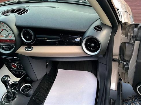 Used 2013 MINI Cooper Hardtop image 16