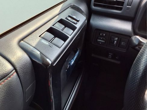 Used 2024 Toyota 4Runner TRD Off-Road Premium AWD/4WD image 19