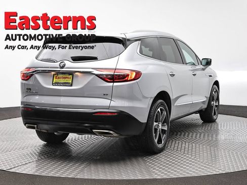 Used 2021 Buick Enclave Essence w/ Sport Touring Edition FWD image 5