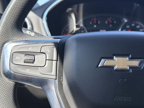 Used 2024 Chevrolet Blazer LT FWD image 9