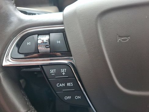 Certified 2022 Lincoln Nautilus Reserve AWD/4WD image 22