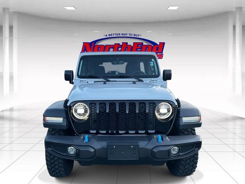 Used 2023 Jeep Wrangler Unlimited w/ Dual Top Group image 8