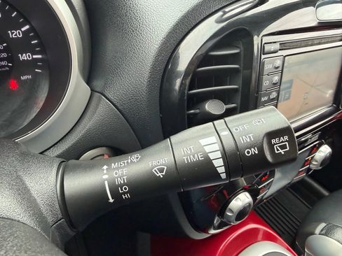 Used 2015 Nissan Juke SL image 44