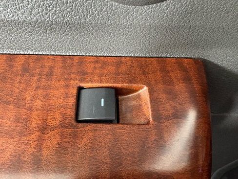 Used 2014 Ford F250 King Ranch w/ King Ranch w/Chrome Package image 44