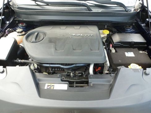Used 2014 Jeep Cherokee Trailhawk AWD/4WD image 33