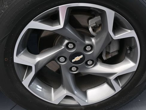 Used 2024 Chevrolet Trax LT FWD image 40