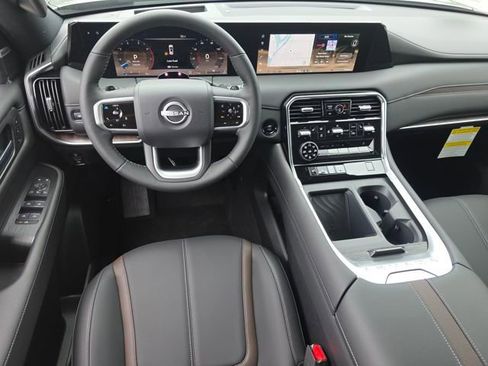 New 2025 Nissan Armada SL w/ Captain's Chari Seat Package image 3