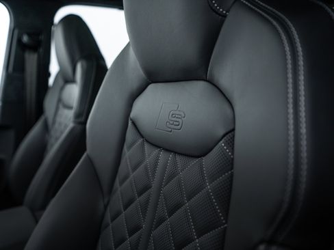 New 2026 Audi SQ7 Prestige image 18