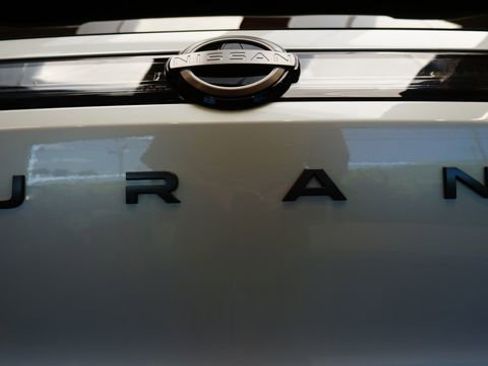 Certified 2025 Nissan Murano SV AWD/4WD image 80