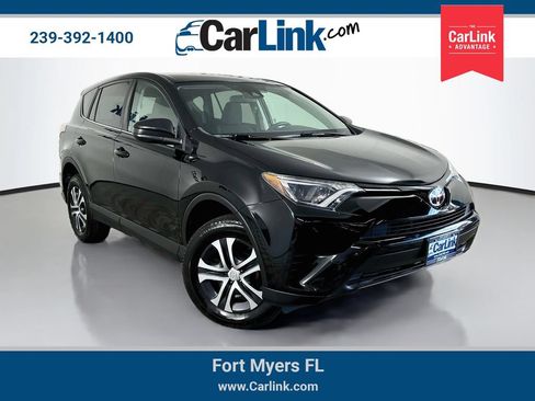 Used 2017 Toyota RAV4 LE FWD image 1