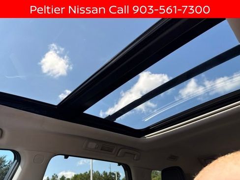 Certified 2022 Nissan Pathfinder SL w/ SL Premium Package FWD image 20