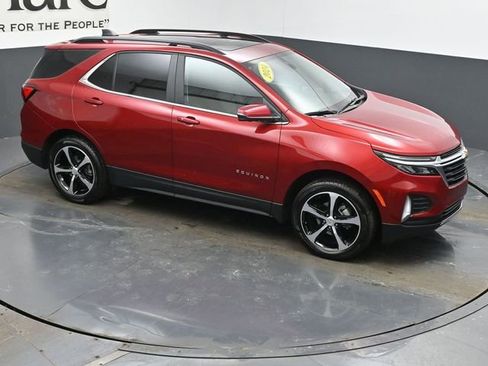 Used 2024 Chevrolet Equinox LT image 47