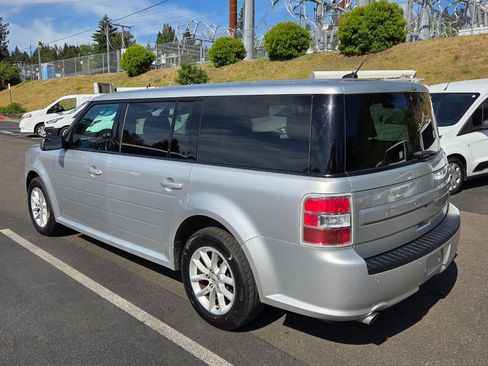 Used 2017 Ford Flex SE FWD image 5