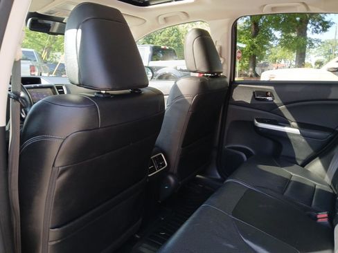 Used 2016 Honda CR-V Touring image 12