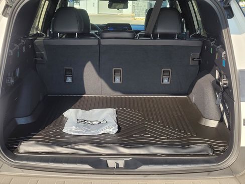 New 2026 Subaru Outback Limited AWD/4WD image 18