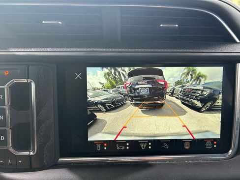 Used 2024 GMC Yukon XL Denali w/ Advanced Technology Package RWD image 36