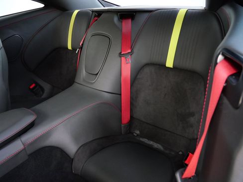 Used 2019 Aston Martin DB11 AMR image 24