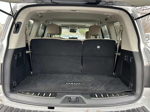 Used 2024 Nissan Armada Platinum w/ Captain's Chairs Package image 13