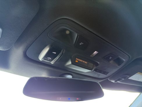 Used 2016 Chevrolet Camaro SS RWD image 15